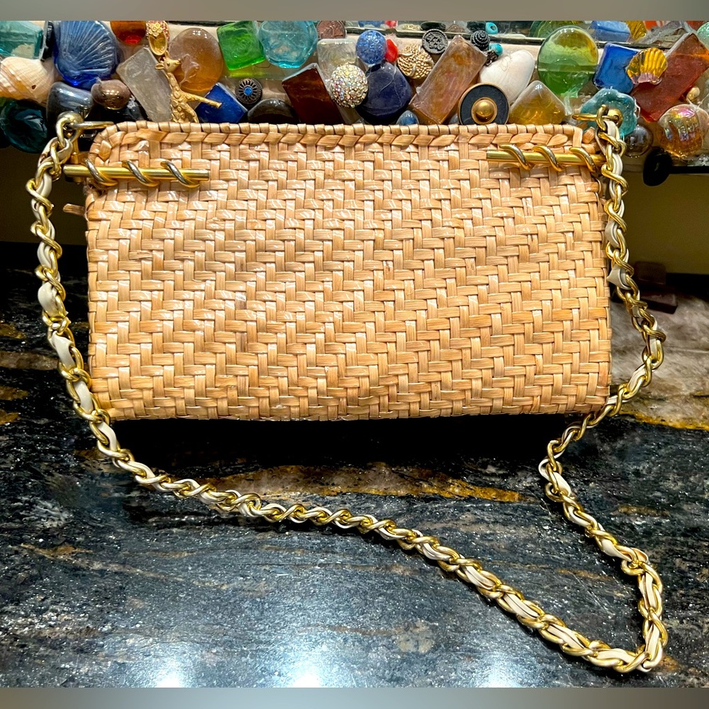 ADG Fashion Imports Vintage Rattan 💛 Straw Gold Clasp Chain Handbag Purse